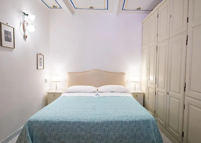 カサ コロンヌ *