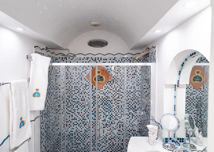 カサ コロンヌ *